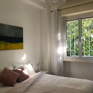 Lovely 2 With Small Garden Milano
